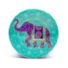 O ceașcă de ceai decorativă cu infuzor, numită „Ceașcă pentru Ceai cu Infuzor, Elefant Indian”, are un design de elefant colorat care amintește de un indian elefant. Elefantul este împodobit cu modele complexe de violet și auriu și o pătură asortată. Fundalul se mândrește cu un model de mandala ceai, care îmbunătățește aspectul general ornamentat al cănii de ceai.